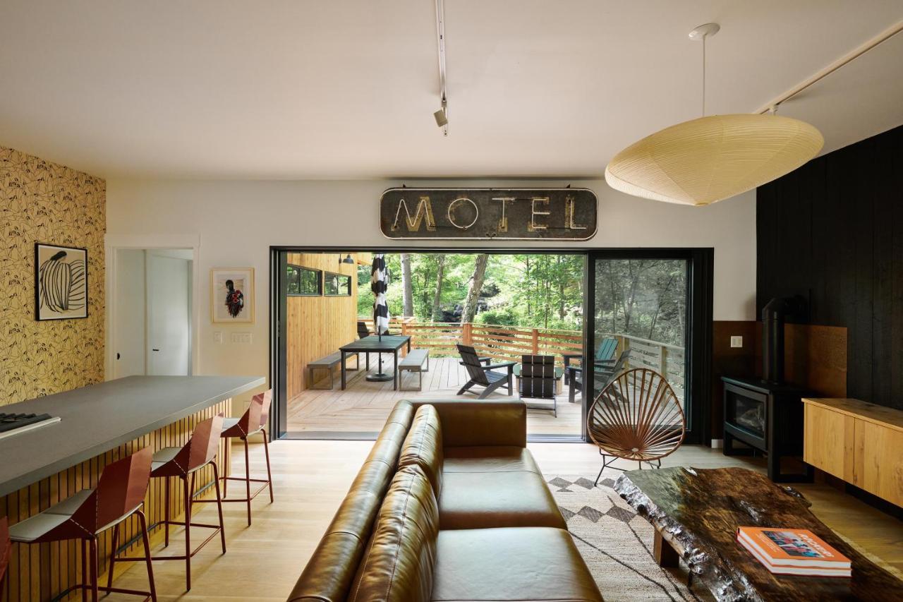 Woodstock Way Hotel Luaran gambar