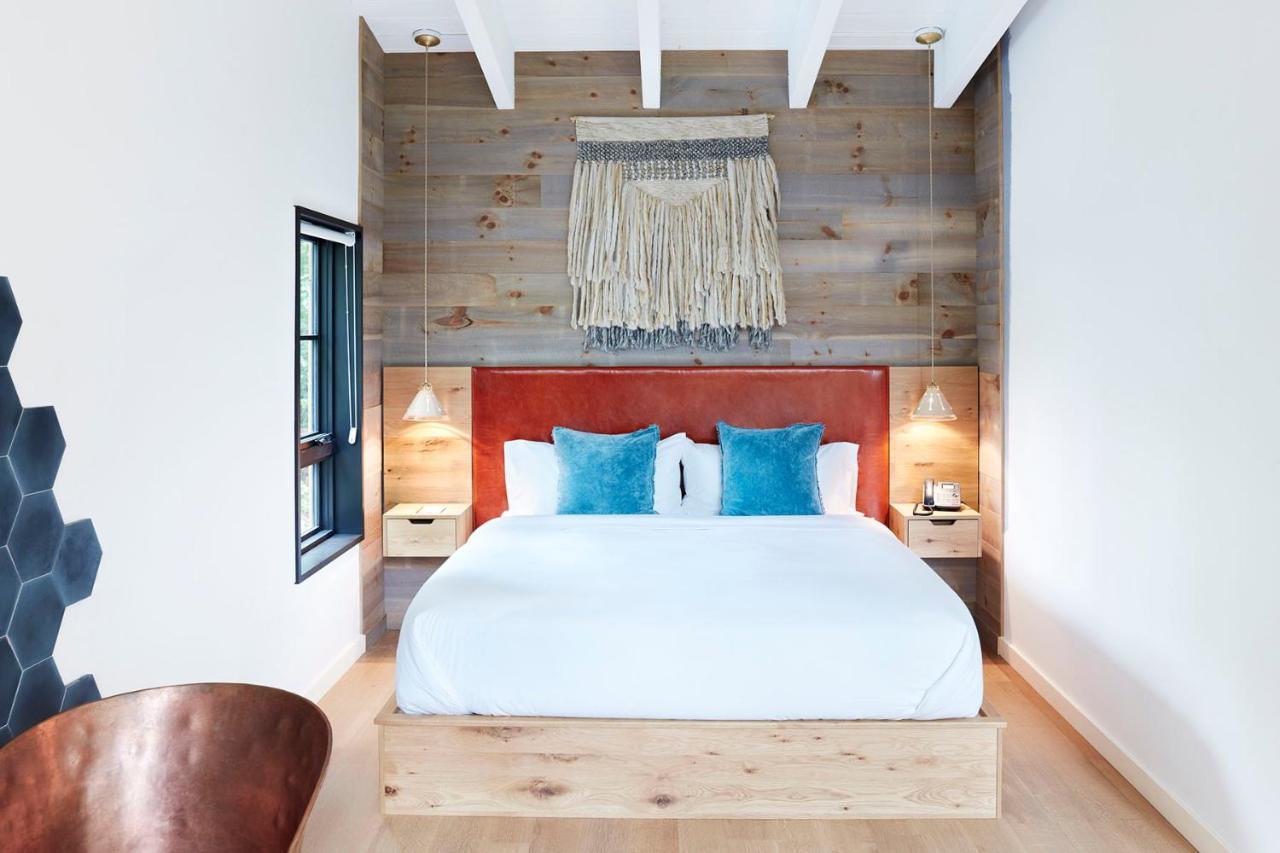 Woodstock Way Hotel Luaran gambar